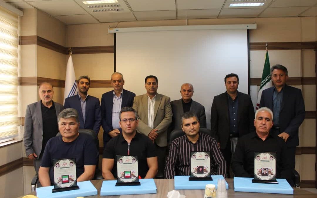 آیین تجلیل از کارکنان ایثارگر شرکت مهتاب سیر جم برگزار شد